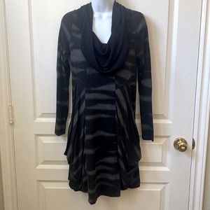 Dress with cowl neckline. Size Small. With pockets. Excellent condition.